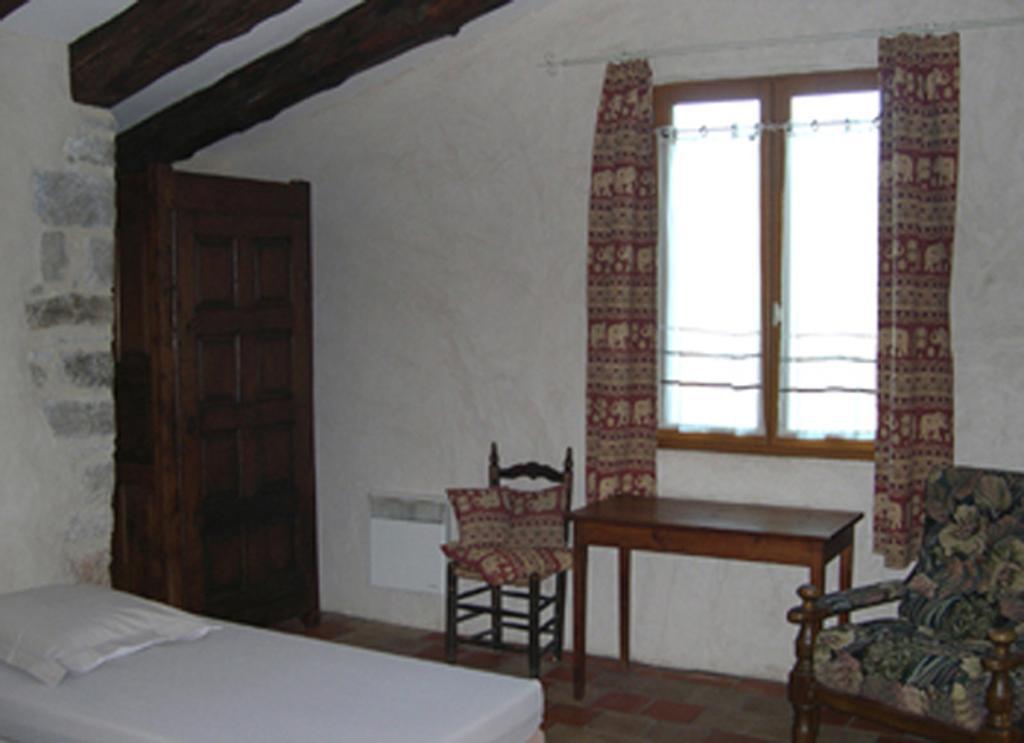 Bed and Breakfast La Bergerie Sainte-Eulalie-de-Cernon Pokoj fotografie