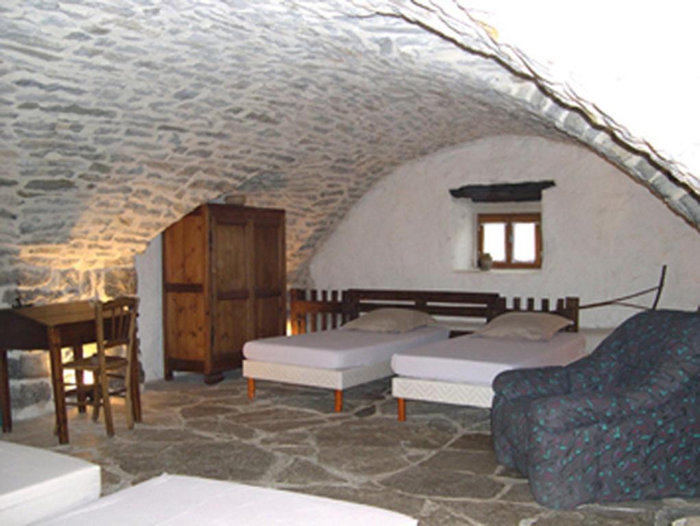 Bed and Breakfast La Bergerie Sainte-Eulalie-de-Cernon Pokoj fotografie