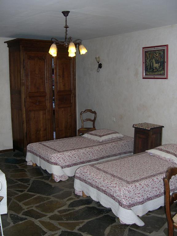 Bed and Breakfast La Bergerie Sainte-Eulalie-de-Cernon Pokoj fotografie